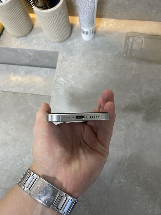 Iphone 15 pro 256гб