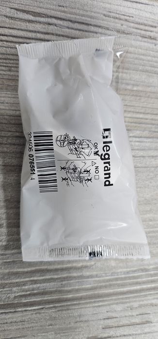 Розетка RG 45 Legrand