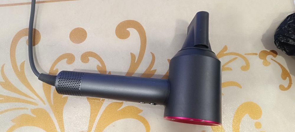 Срочно продается фен по оптовым ценам