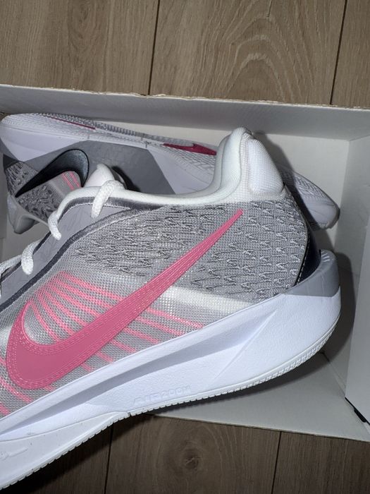 Баскетболни обувки Nike Sabrina 2 "Lily" - размер 44.5, 48