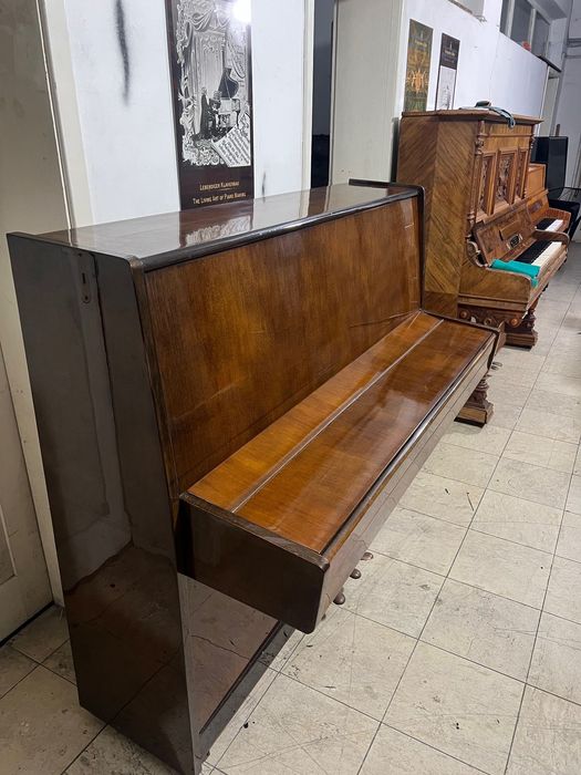 Акустично пиано Nocturno