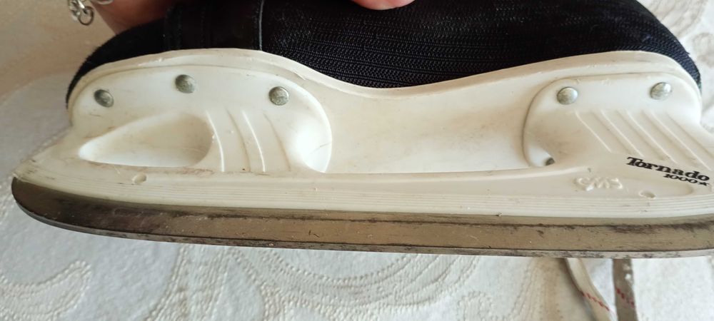 Детски зимни кънки