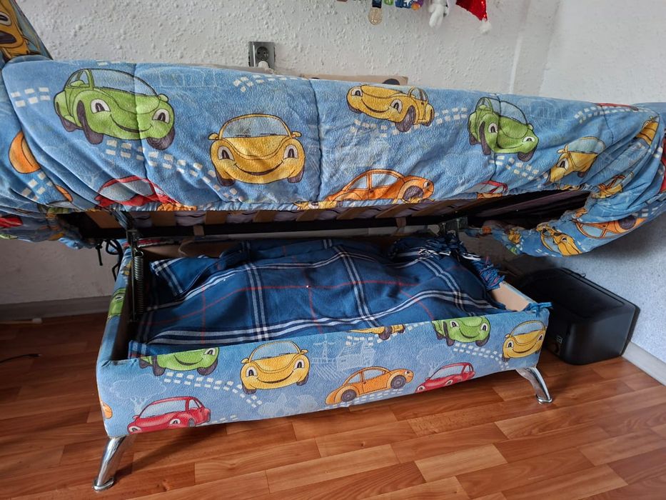 Раскладной диван