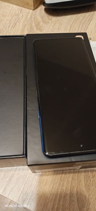 Продавам xiaomi 12 pro