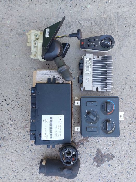 Блок электронный Renault Volvo