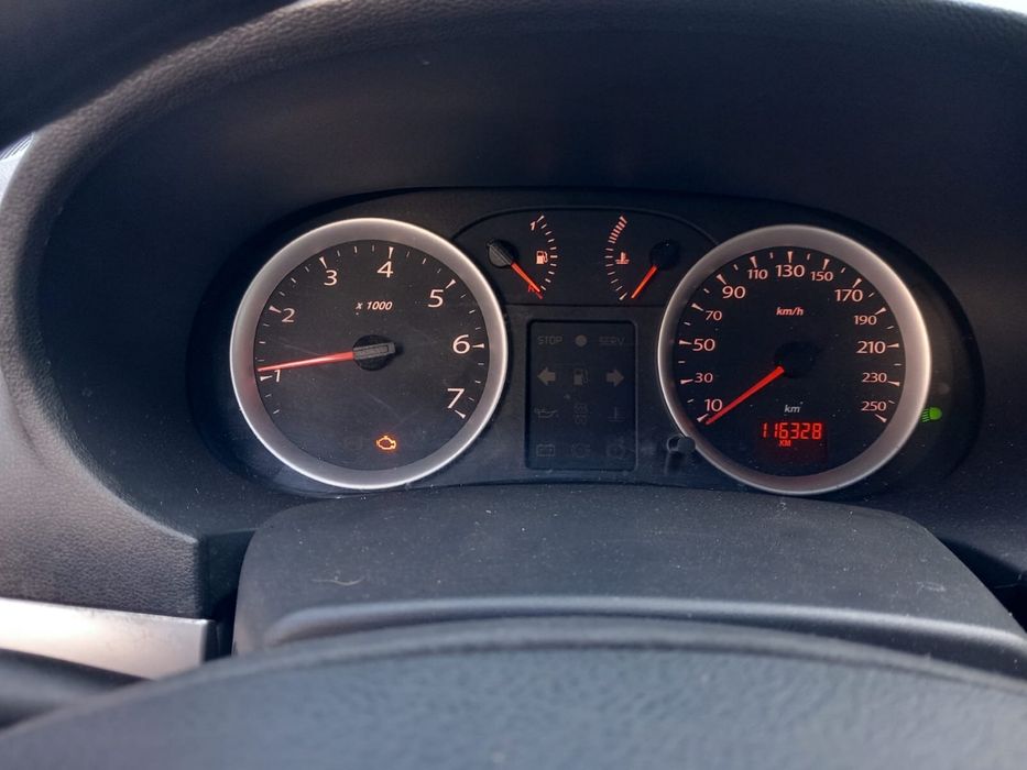Renault symbol 2012 1.2 benzină