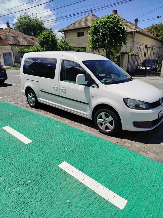 W caddy maxi 7 locuri