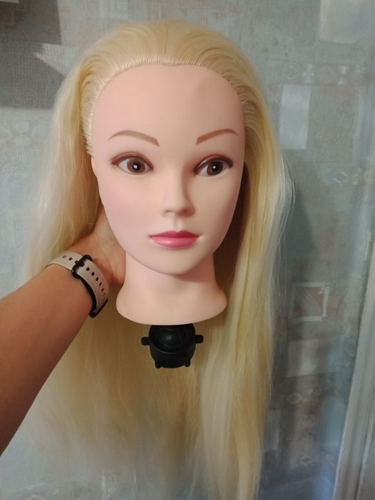 Продается маникен головы