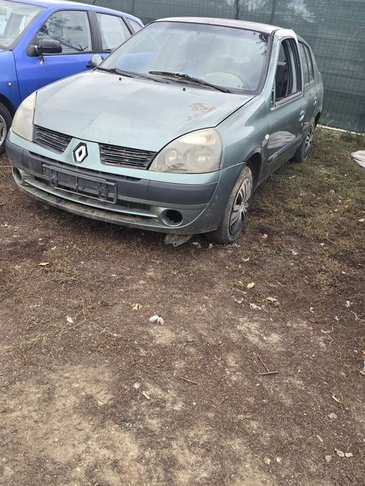 Dezmembrez Renault Clio