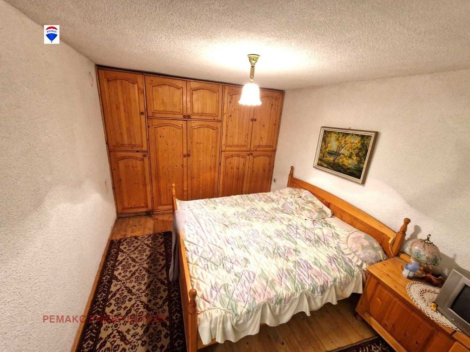 Продава се Къща в с. Николово, Област Русе - 137 кв.м за 1153 €/кв.м - Снимка #7