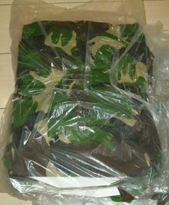 Camasa ripstop camuflaj padure noi nefolosite 
Am Marimea, 35 cu 0 ,38