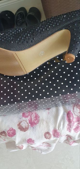 Vecherniy tufli yangi