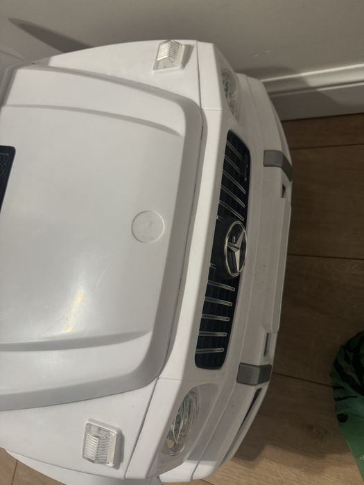 Детская машина на пульте Мерседес