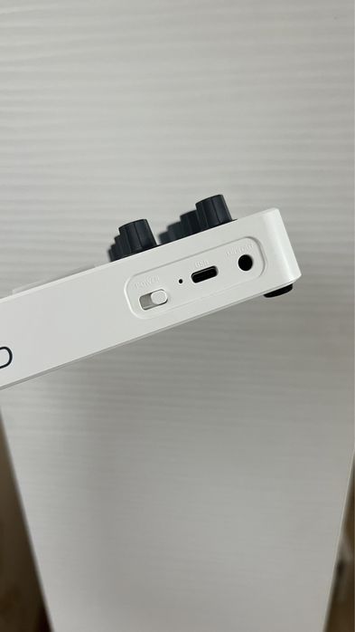 Продам новый midi контролер