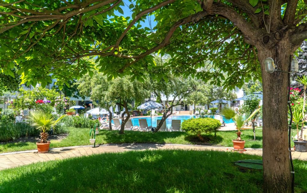 Продава се Двустаен апартамент в София, Младост 2 - 62 кв.м за 1533 €/кв.м - Снимка #2