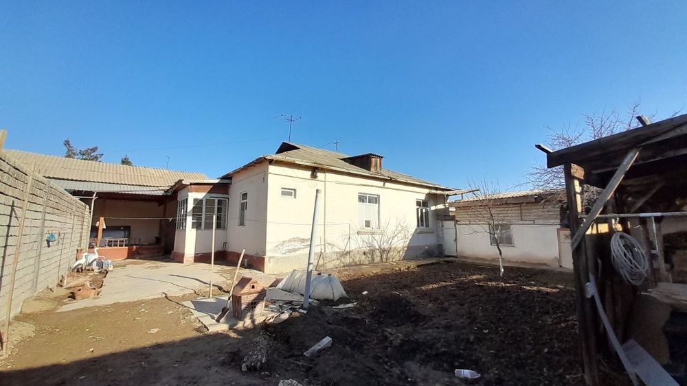 Участка сотилади хамма шароитлари бор