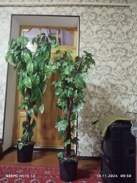 Искусственный цветы (гул)