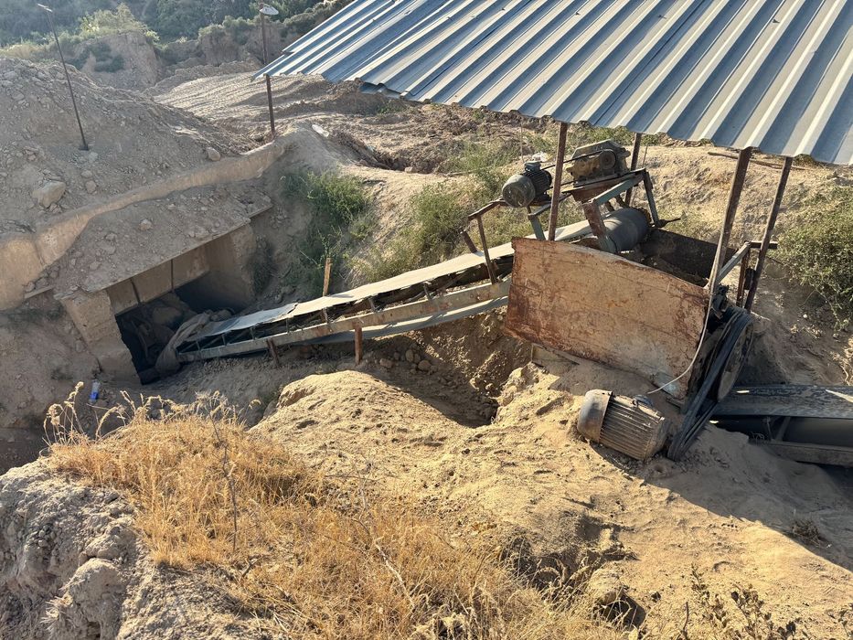 Pishgan G’isht zavodi sotiladi