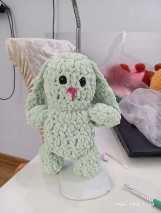 Продам игрушки вязаные