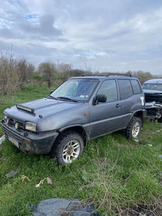 Продавам nissan terrano  2.4 бензин с газ