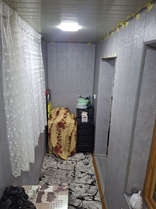 2 xonali uy sotiladi.Olmaliq.go'rgaz