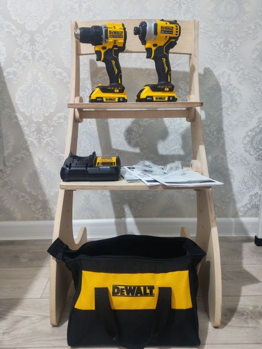 Продам комплектом шуруповёрт и импакт DeWalt (Деволт)