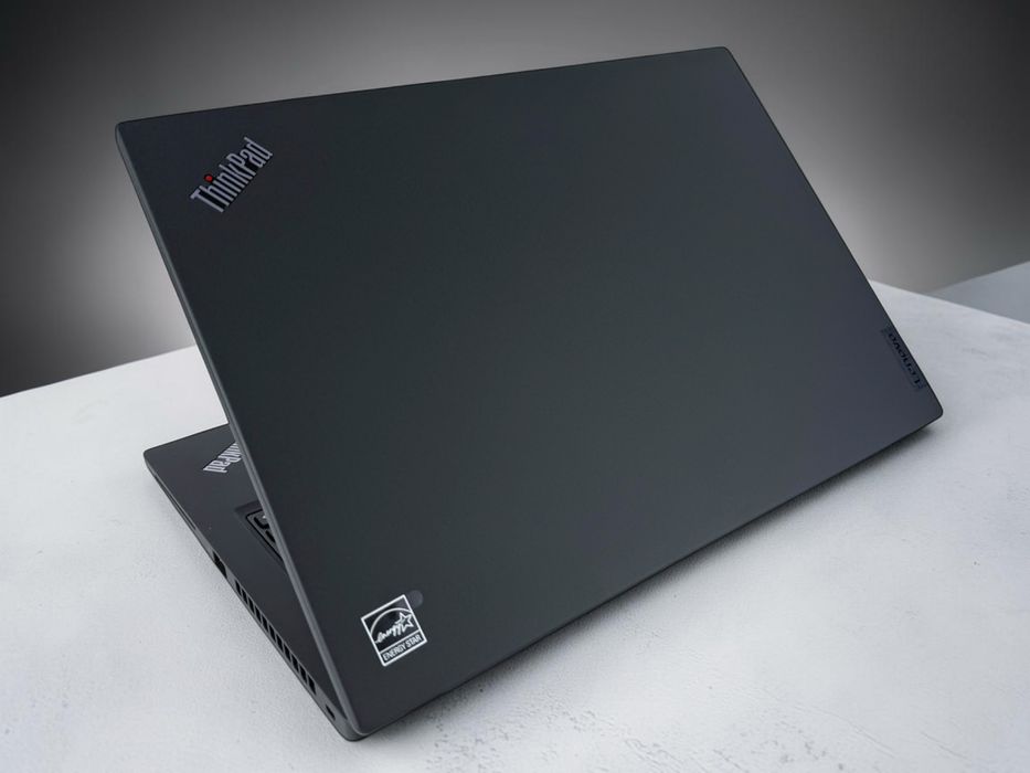 Лаптоп LENOVO ThinkPad X13 Gen 3 13.3" WUXGA i5-1245U 16RAM 512GB Гаранция!