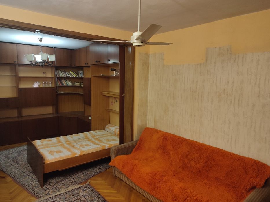 Продава се Двустаен апартамент в Враца, Квартал 103 - 68 кв.м за 4 €/кв.м - Снимка #11