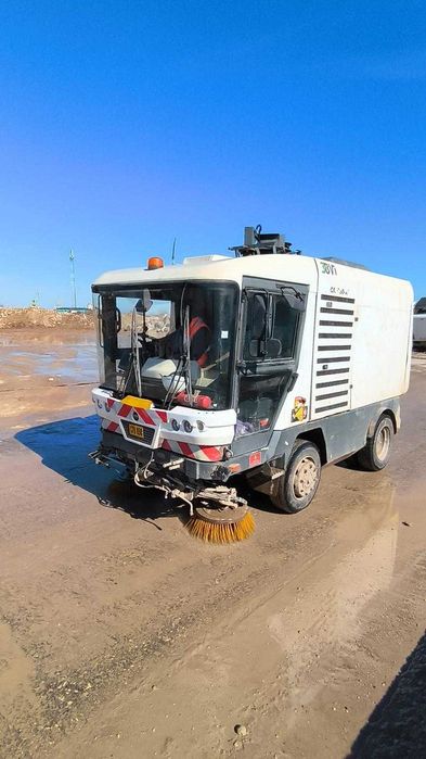 Vand Automaturatoare RAVO