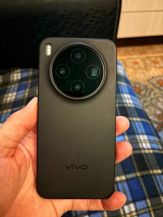 Vivo X300 16/512 гб