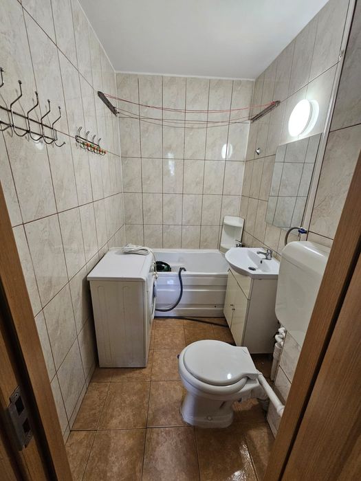 Inchiriez apartament 2 camere