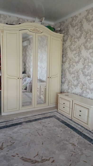 Спальный гарнитур сатылады