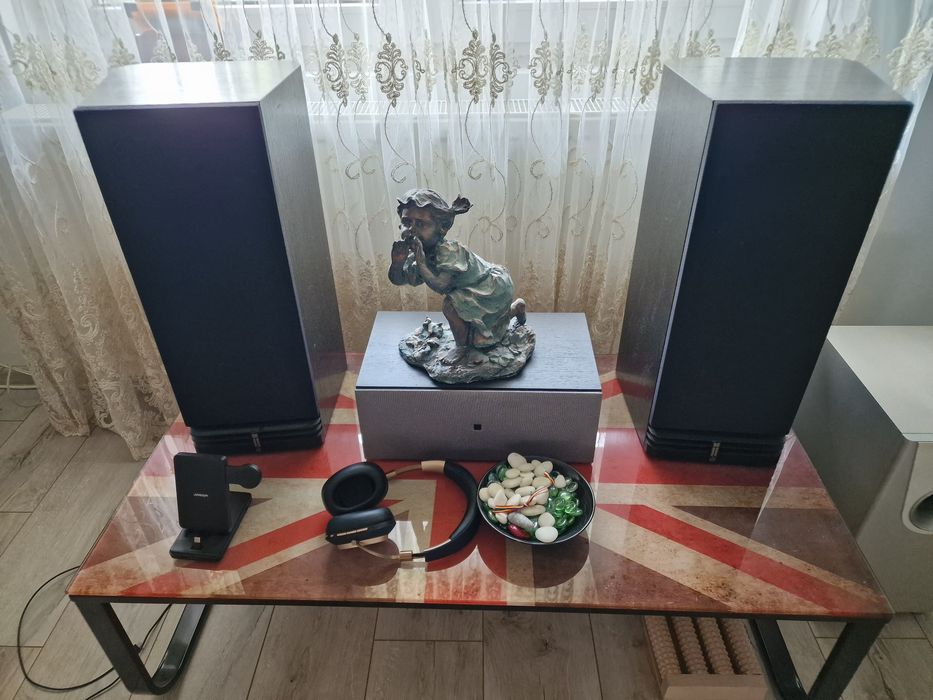 Boxe  Epicure 100 w si Kef 100 w si central