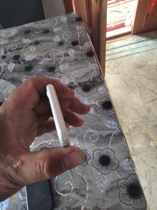 Продам айфон 8 в идеальном состаянии