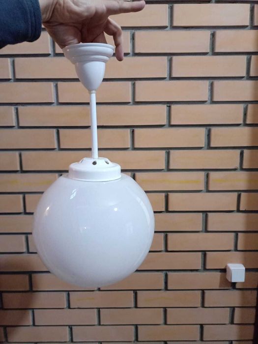 Потолочный светильник шар