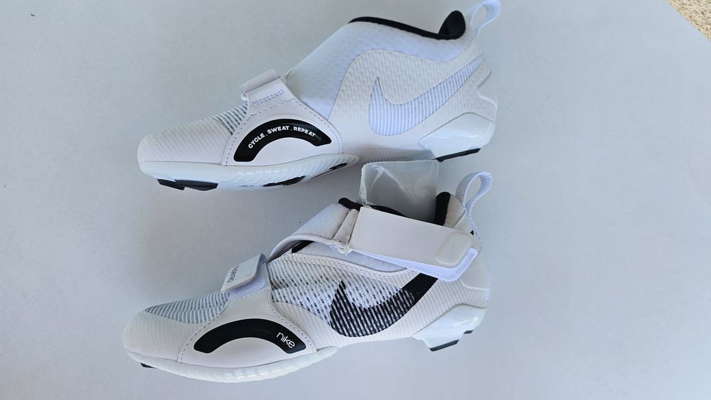 Обувки Nike за колоездене