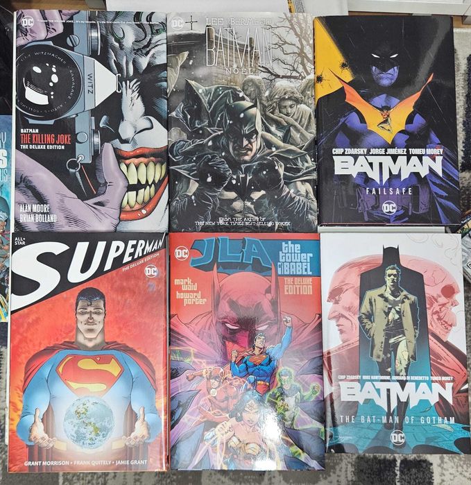 Vand comics-uri DC si Marvel