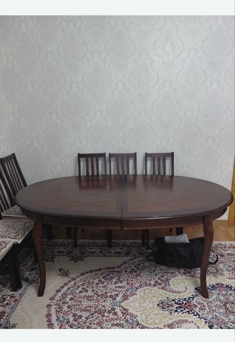 Продам стол в отличном состоянии