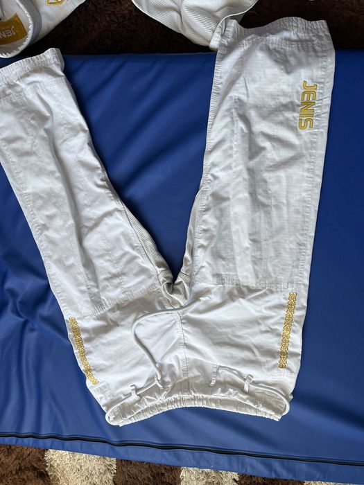 Кимоно  для джиу джитсу