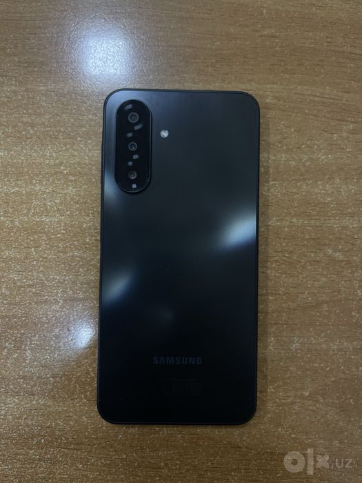Samsung A17 8/256 sotiladi