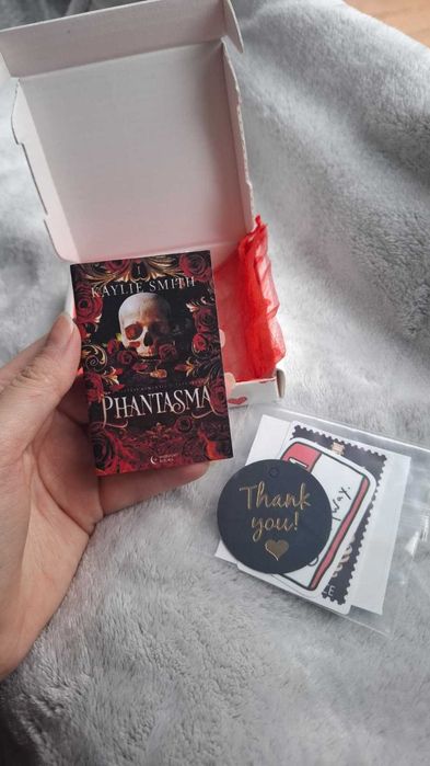 Martisor magnet cu minibook Phantasma