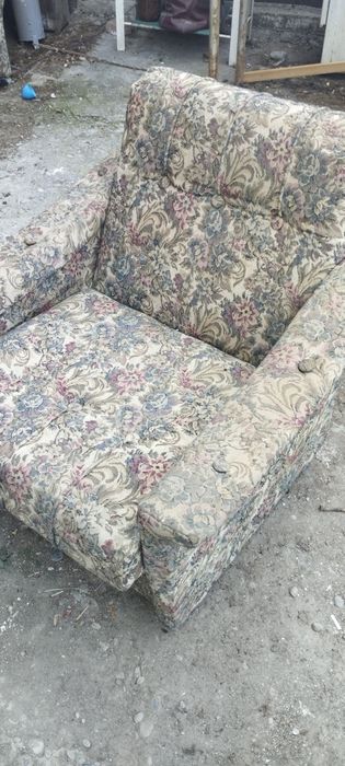 Кресло пара штук