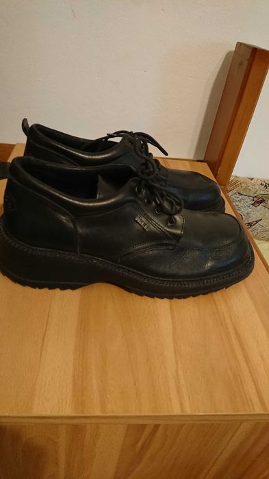 Pantofi Dockers 43