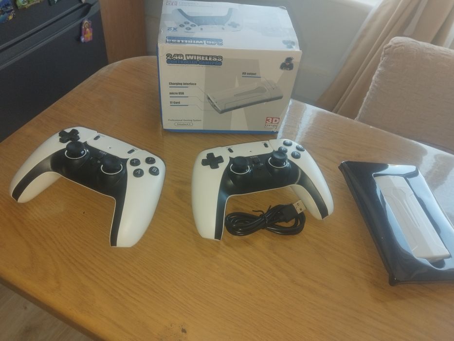 Чисто нов 2.4G controller Gamepad