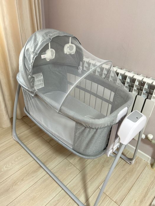 Продаю качелю люльку детскую