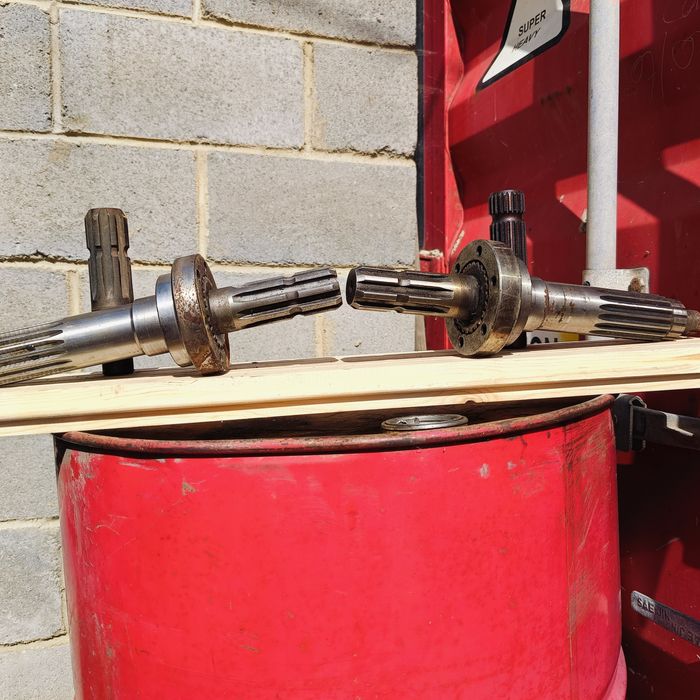 Продам вал на вом.МТЗ