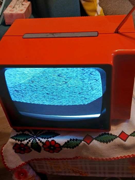 Radio Gloria3,Combina L.G,,Casetofon functional.Tv Germania