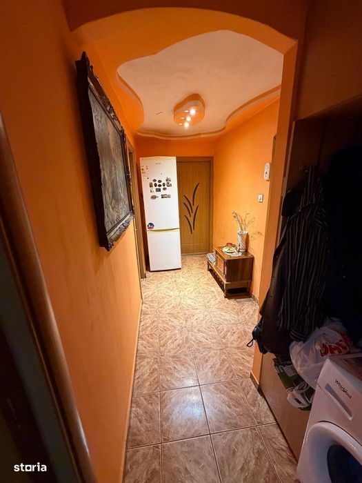 Apartament 2 camere, decomandat - zona Industriala (Sub Stadion)