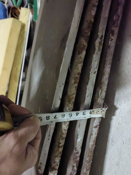 Продам железо и слесарный стол