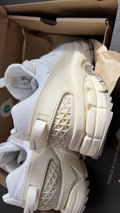 Nike Zoom Vomero Roam - 45 номер, напълно нови